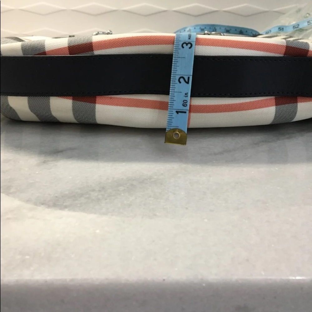 Burberry NOVA Plaid VGUC Pretty Tote/Satchel - Picture 6 of 15